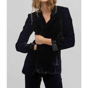 NEW LANHTROPY areia velvet blazer in black